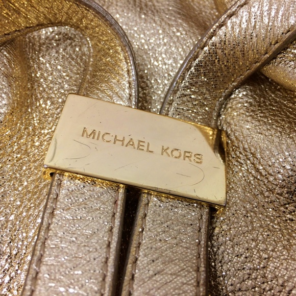 Michael Michael Kors Gold Leather Shoulder Bag - Picture 6 of 9